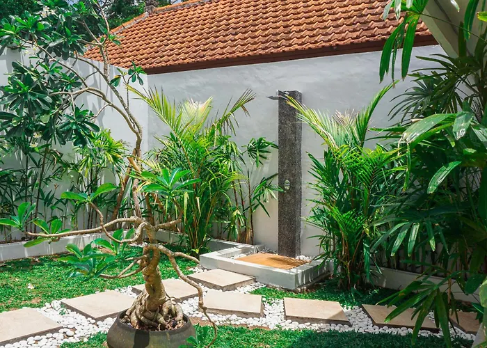 10 Rose Bali 3br Luxury