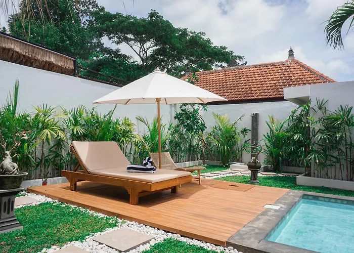 10 Rose Bali 3br Luxury Вилла