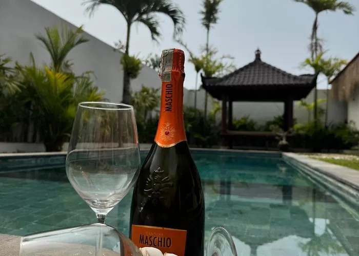 10 Rose Bali 3br Luxury Улувату